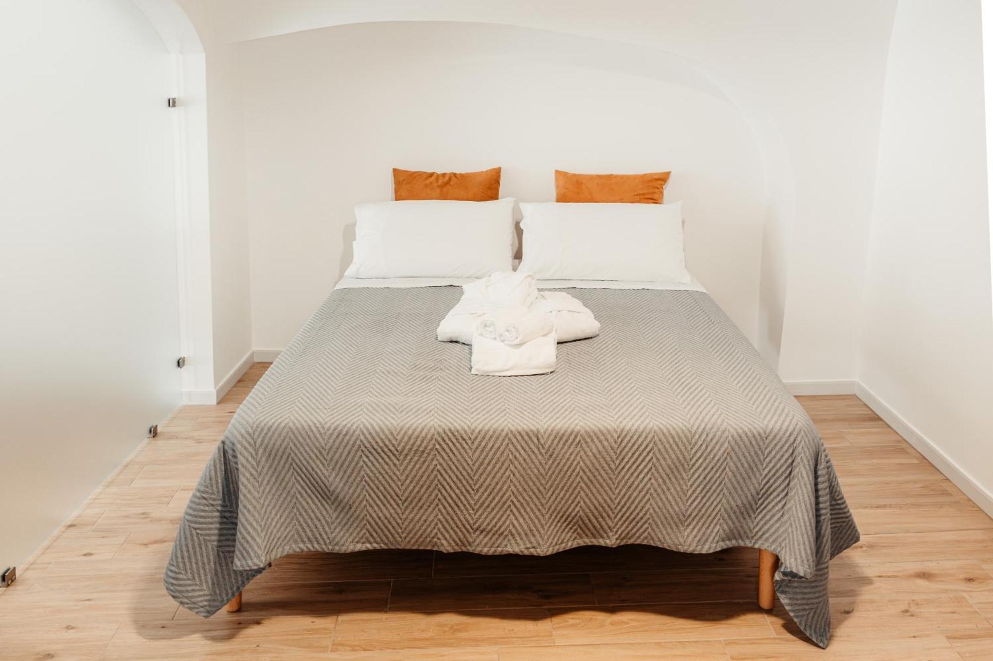 Aparthotel Camere Del Capitolo Bisceglie Esterno foto