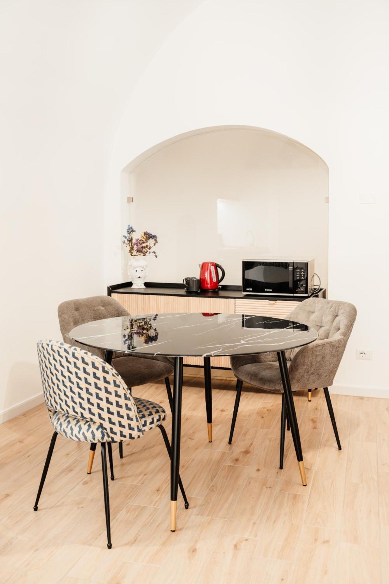 Aparthotel Camere Del Capitolo Bisceglie Esterno foto